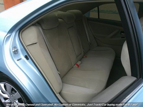 Used 2009 Toyota Camry LE image 21