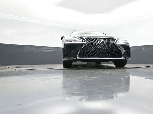 Used 2023 Lexus LS 500h AWD w/ Luxury Package image 46