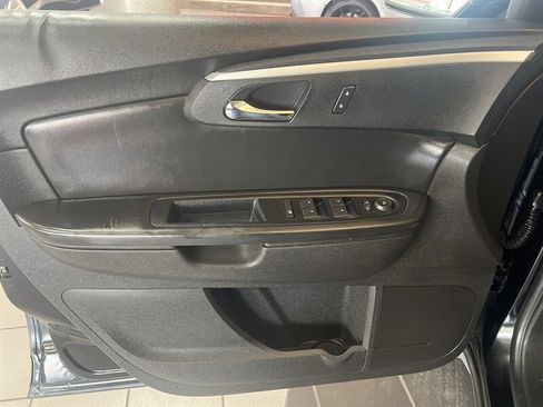 Used 2012 Chevrolet Traverse LT w/ All-Star Edition image 17