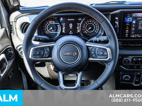 Used 2024 Jeep Wrangler Sahara image 27