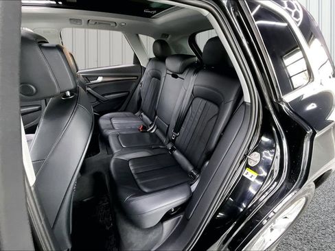 Used 2018 Audi Q5 2.0T Premium Plus AWD/4WD image 22