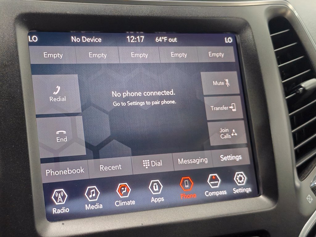 Used 2019 Jeep Cherokee Trailhawk AWD/4WD image 34