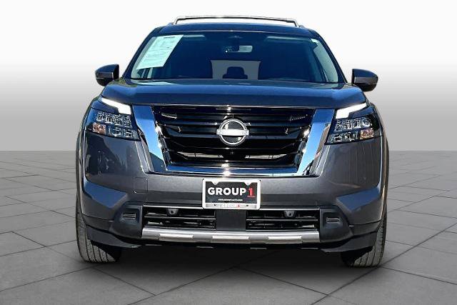 Certified 2025 Nissan Pathfinder SL FWD image 4