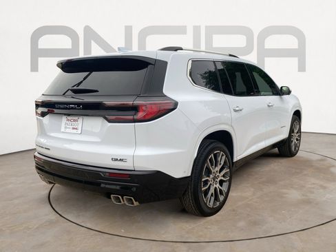 New 2026 GMC Acadia Denali Ultimate w/ LPO, Floor Liner Package AWD/4WD image 10