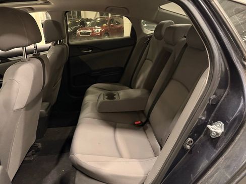 Used 2019 Honda Civic EX image 10
