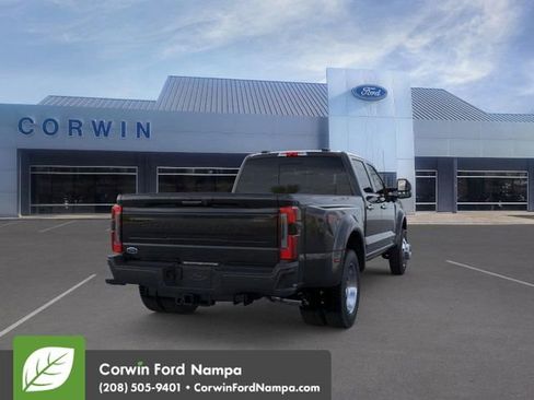 New 2026 Ford F450 Platinum w/ FX4 Off-Road Package image 8