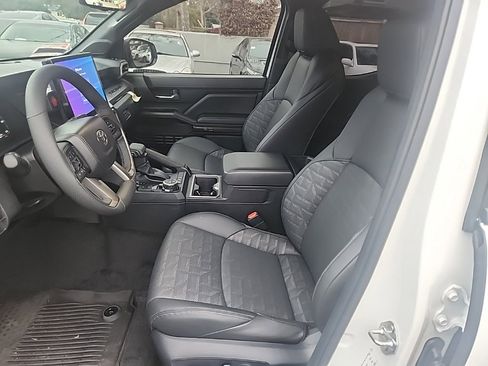 Used 2026 Toyota Tacoma SR5 image 10