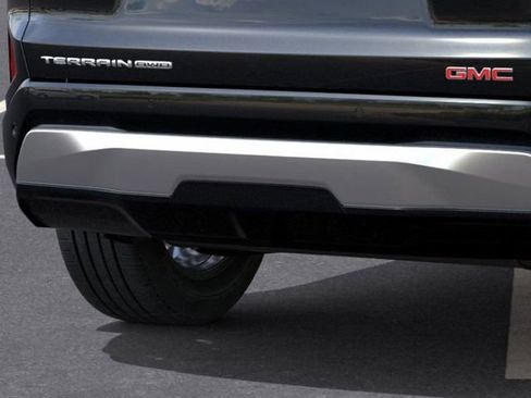 New 2026 GMC Terrain Denali w/ LPO, Floor Liner Package image 14