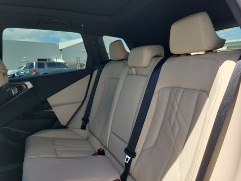New 2026 BMW X3 xDrive30i w/ Premium Package AWD/4WD image 8