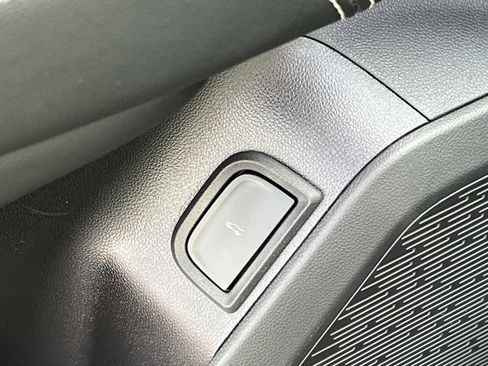 New 2026 GMC Terrain Elevation w/ Elevation Premium Package image 16