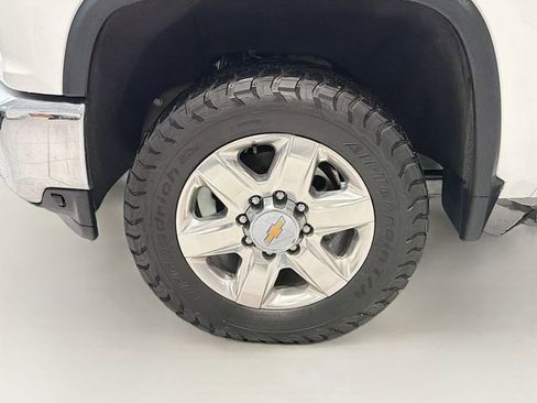 Used 2023 Chevrolet Silverado 3500 LTZ w/ LTZ Convenience Package image 25