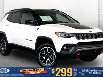 Used 2025 Jeep Compass Trailhawk