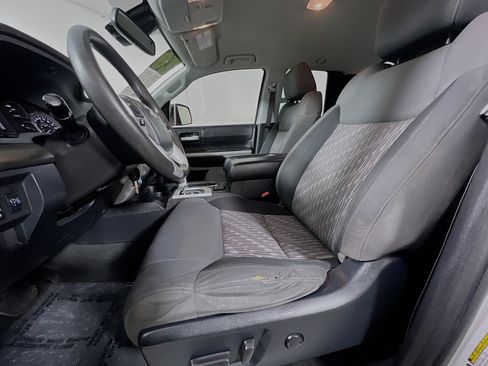 Used 2020 Toyota Tundra SR5 w/ SR5 Upgrade Package image 15