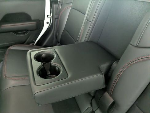 New 2026 Jeep Gladiator Rubicon AWD/4WD image 28