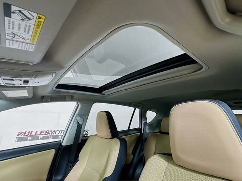 Used 2016 Toyota RAV4 XLE w/ Protection Package image 20