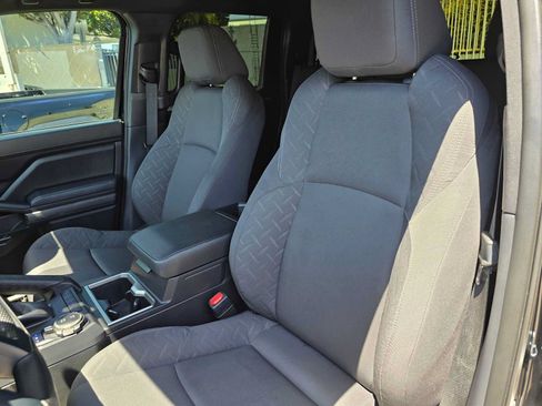 Used 2024 Toyota Tacoma SR5 AWD/4WD image 21