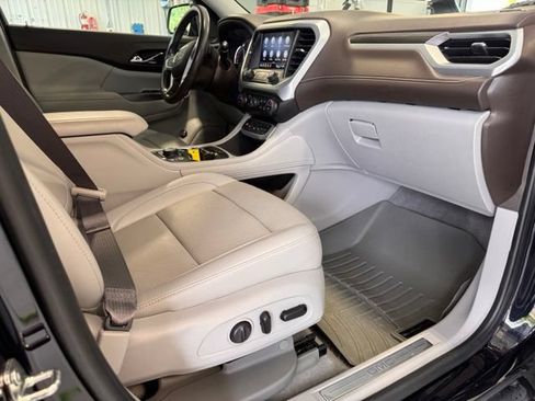 Used 2021 GMC Acadia SLT w/ Premium Package FWD image 15