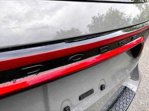 Used 2021 Dodge Durango R/T w/ Technology Group AWD/4WD image 29