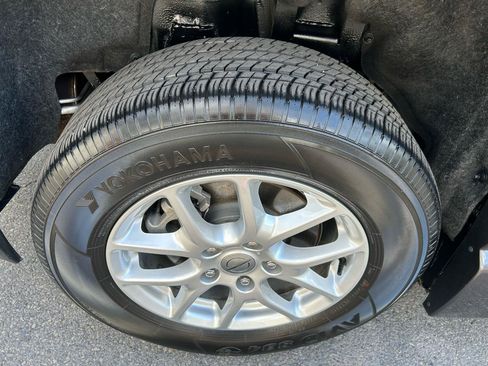 Used 2022 Chrysler Pacifica Touring-L FWD image 12