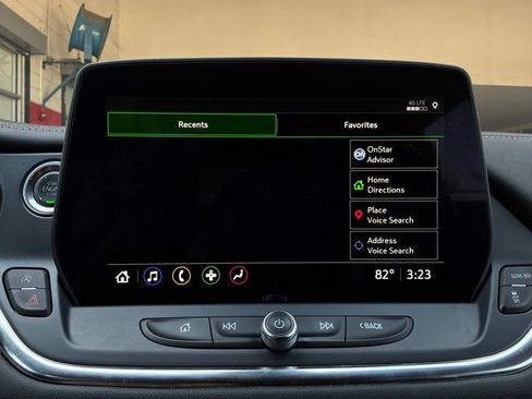 Used 2025 Chevrolet Blazer LT FWD image 36