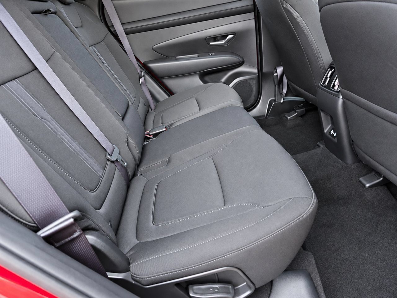 Used 2025 Hyundai Tucson SEL FWD image 39