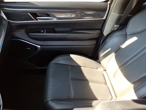 Used 2022 Jeep Wagoneer Series II image 30