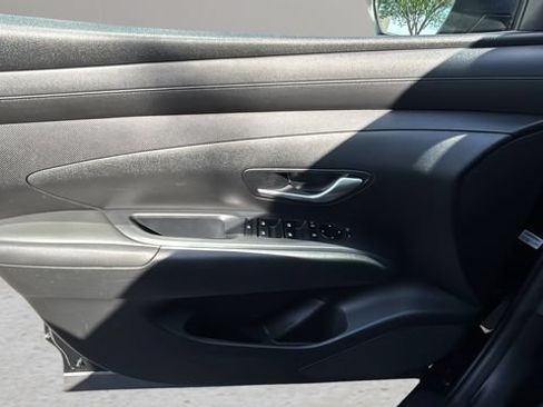 Used 2025 Hyundai Tucson SEL FWD image 17