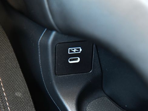 Used 2024 Honda HR-V LX image 25