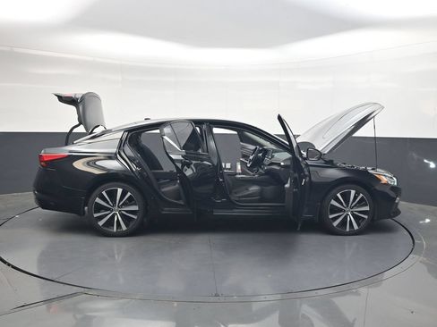 Used 2021 Nissan Altima 2.5 SR FWD image 41