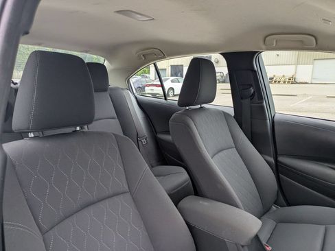 Used 2024 Toyota Corolla LE FWD image 32