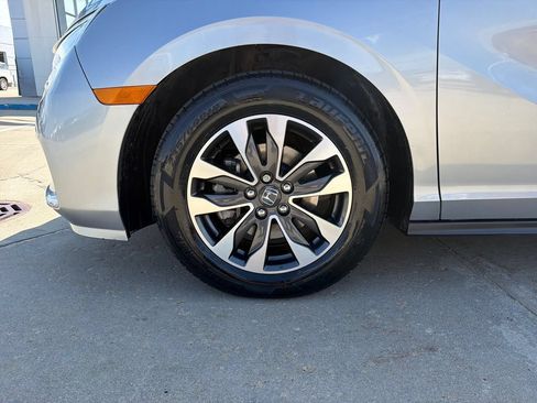 Used 2024 Honda Odyssey EX-L image 26