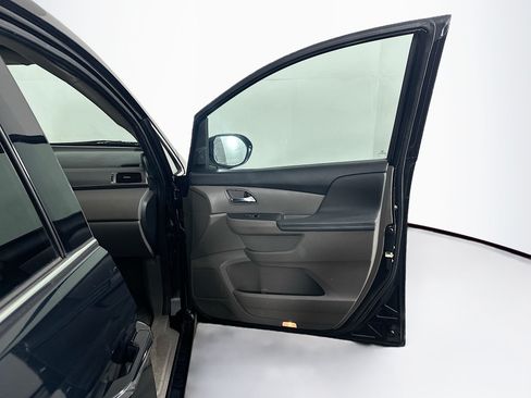 Used 2016 Honda Odyssey Touring image 33