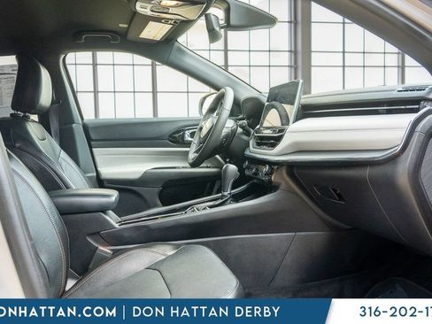 Used 2023 Jeep Compass Limited w/ Elite Group AWD/4WD image 26