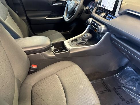 Certified 2023 Toyota RAV4 XLE w/ Convenience Package FWD image 22