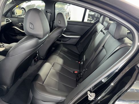 Used 2025 BMW 330i Sedan RWD image 18