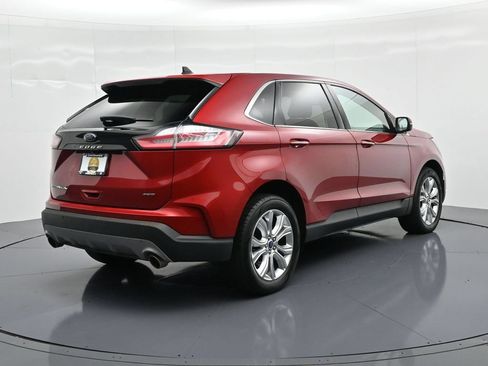 Used 2022 Ford Edge Titanium AWD/4WD image 6