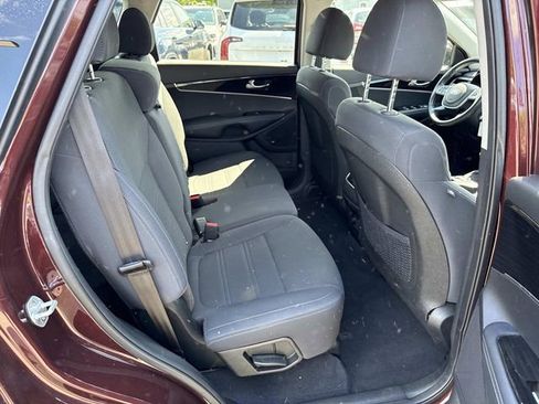 Used 2019 Kia Sorento AWD V6 w/ Option Group 020 image 11