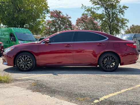 Used 2013 Lexus ES 300h w/ Premium Pkg FWD image 3