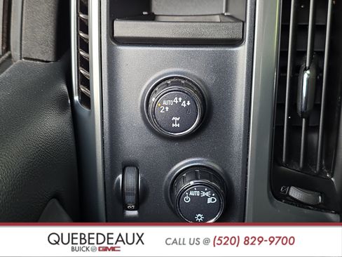 Used 2018 Chevrolet Silverado 1500 LT w/ Trailering Package AWD/4WD image 21
