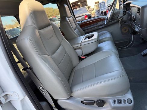 Used 2002 Ford F350 Lariat image 12