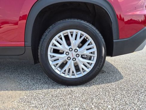 Used 2024 GMC Acadia Elevation FWD image 10