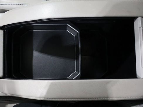 Used 2018 Toyota Highlander XLE image 34