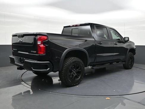 Used 2026 Chevrolet Silverado 1500 ZR2 AWD/4WD image 5