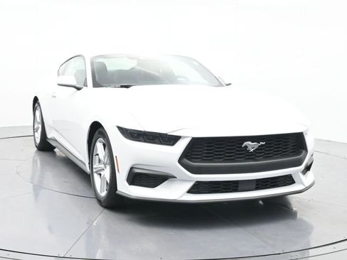 New 2026 Ford Mustang Coupe image 4