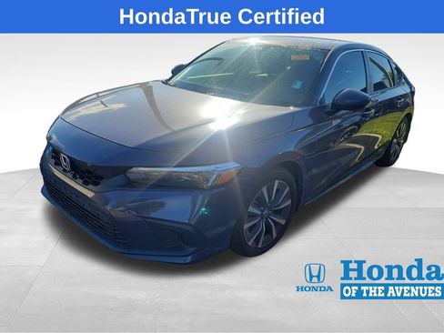 Certified 2024 Honda Civic EX-L image 4