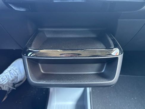 Used 2027 Chevrolet Bolt LT w/ Comfort Package FWD image 18