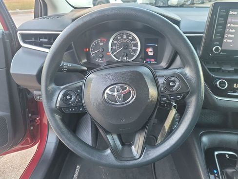 Certified 2022 Toyota Corolla LE image 23