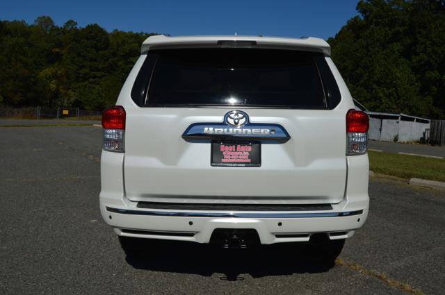 Used 2011 Toyota 4Runner SR5 AWD/4WD image 7