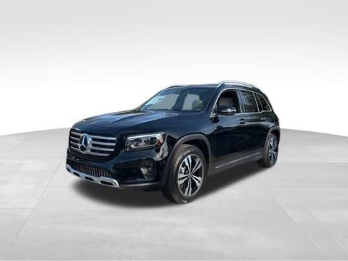 New 2026 Mercedes-Benz GLB 250 image 1