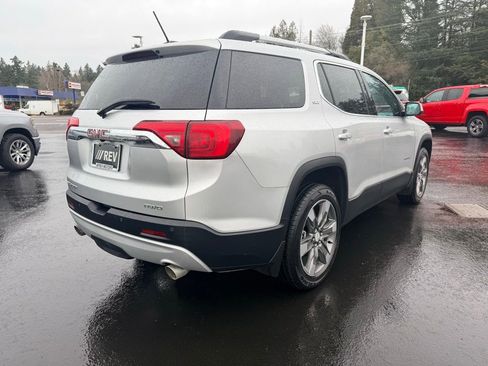 Used 2017 GMC Acadia SLT image 5